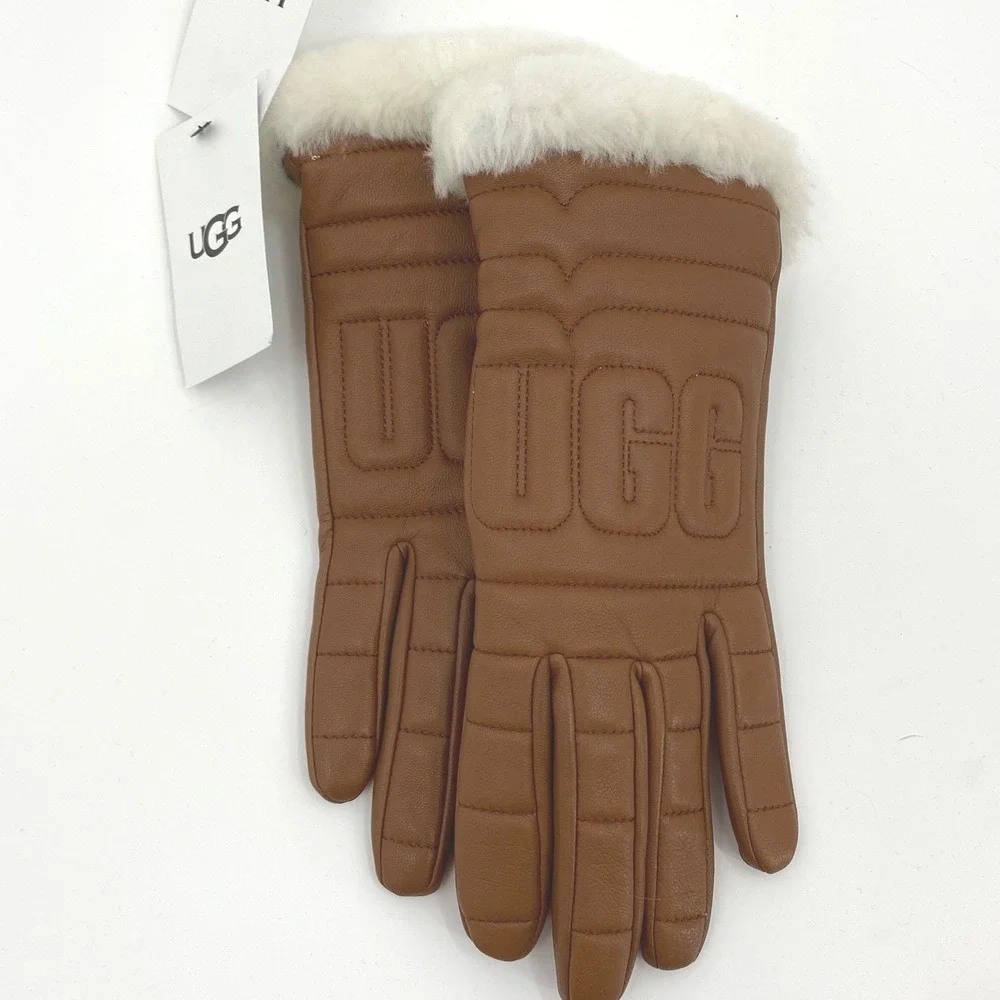 NWT UGG Genuine Leather Quilted Logo Gloves, Size Med,‎ Chestnut, Touchscreen